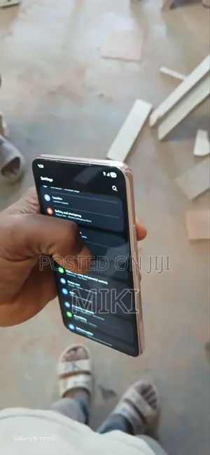 New Samsung Galaxy S22 5G 256 GB Pink