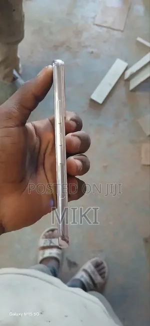 New Samsung Galaxy S22 5G 256 GB Pink