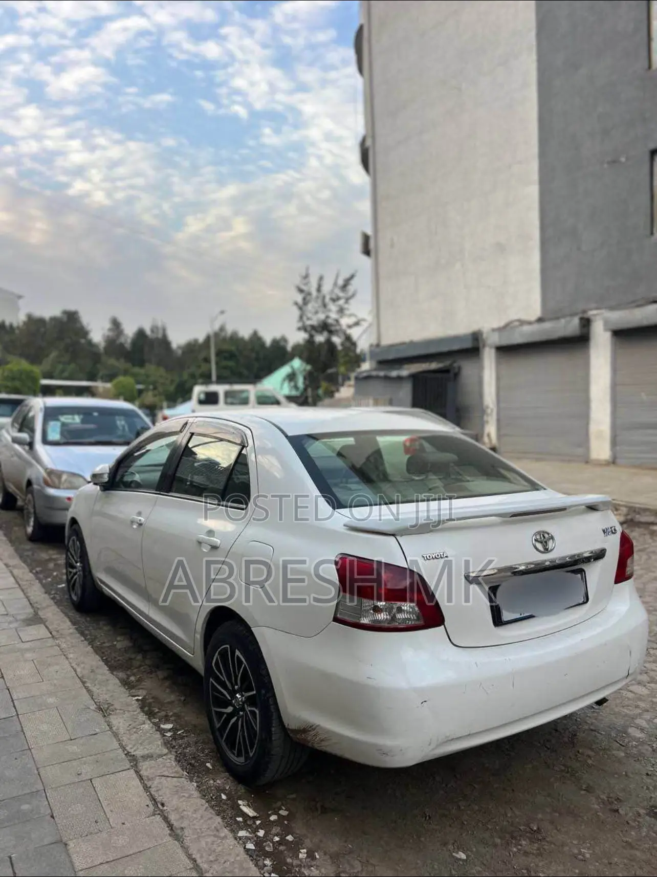 Toyota Yaris 2010 White