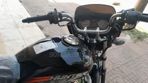 New Hero Hunter 150 2025 Black