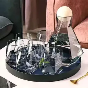 Photo - High Class 7 PCS Glass Water Set ( 6 የራሱ የሆኑ ውብ ብርጭቆዎች እና 1 ጆግ ያለው)