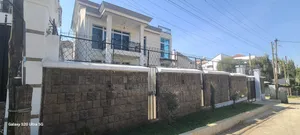 Photo - 6bdrm House in Adis Ababa, Bole for sale