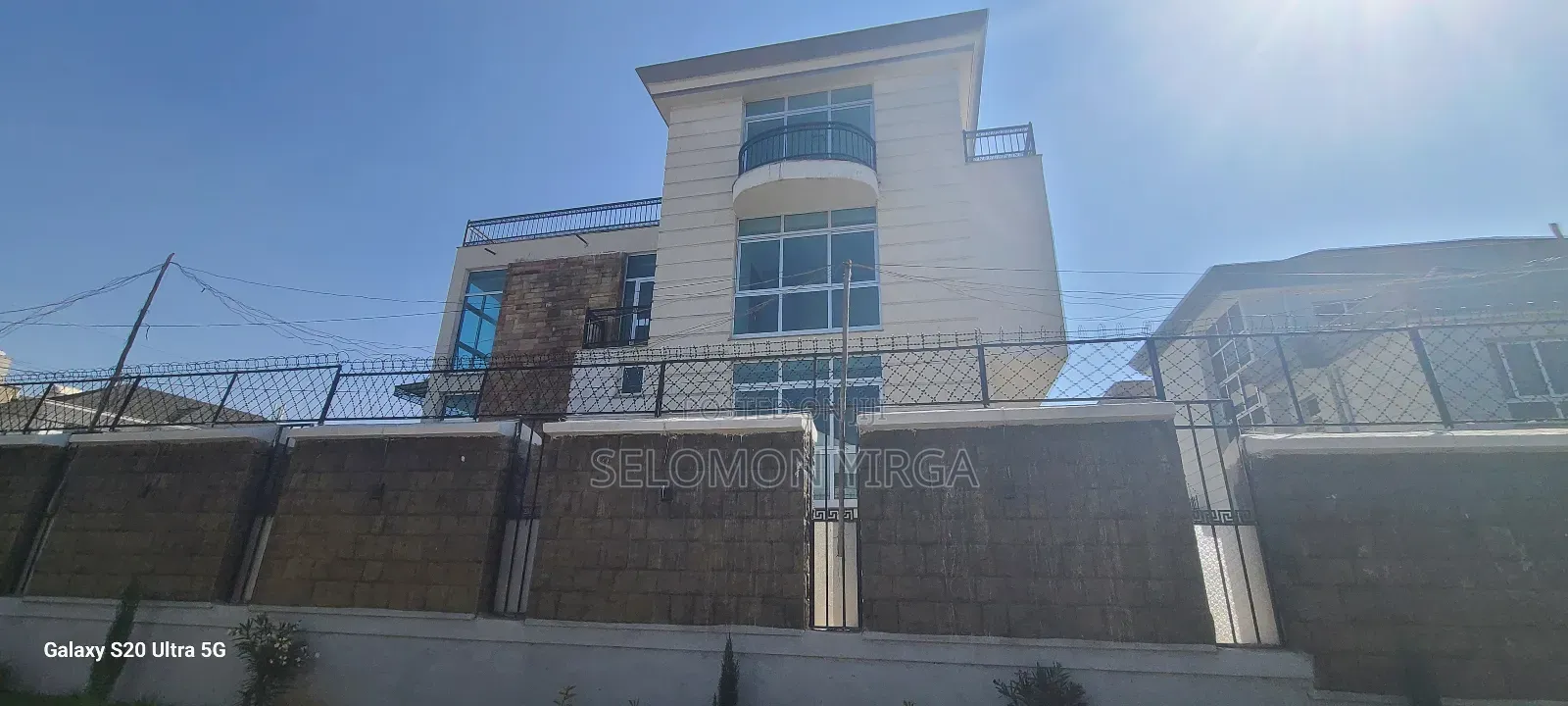 6bdrm House in Adis Ababa, Bole for sale