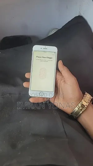 Apple iPhone 6s 64 GB Gold