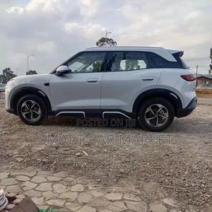 Photo - BYD Yuan Up 2025 White