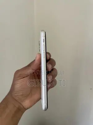 Apple iPhone 11 64 GB White