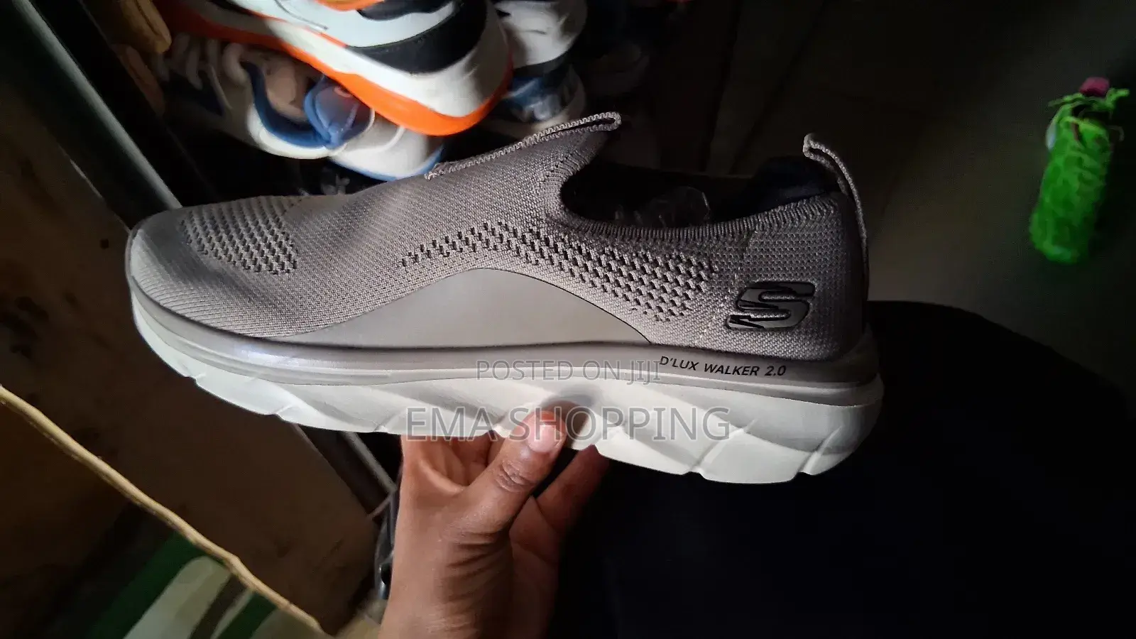 Skechers d'Lux Walker 2.0