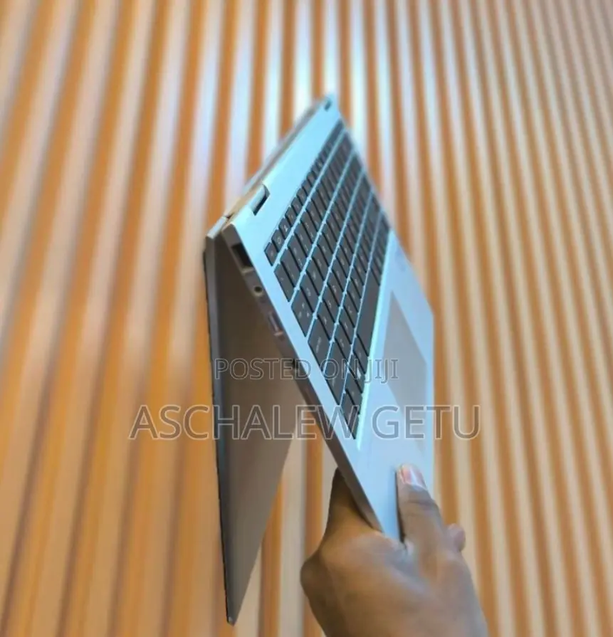 New Laptop HP EliteBook X360 1040 G7 16GB Intel Core I5 SSD 512GB