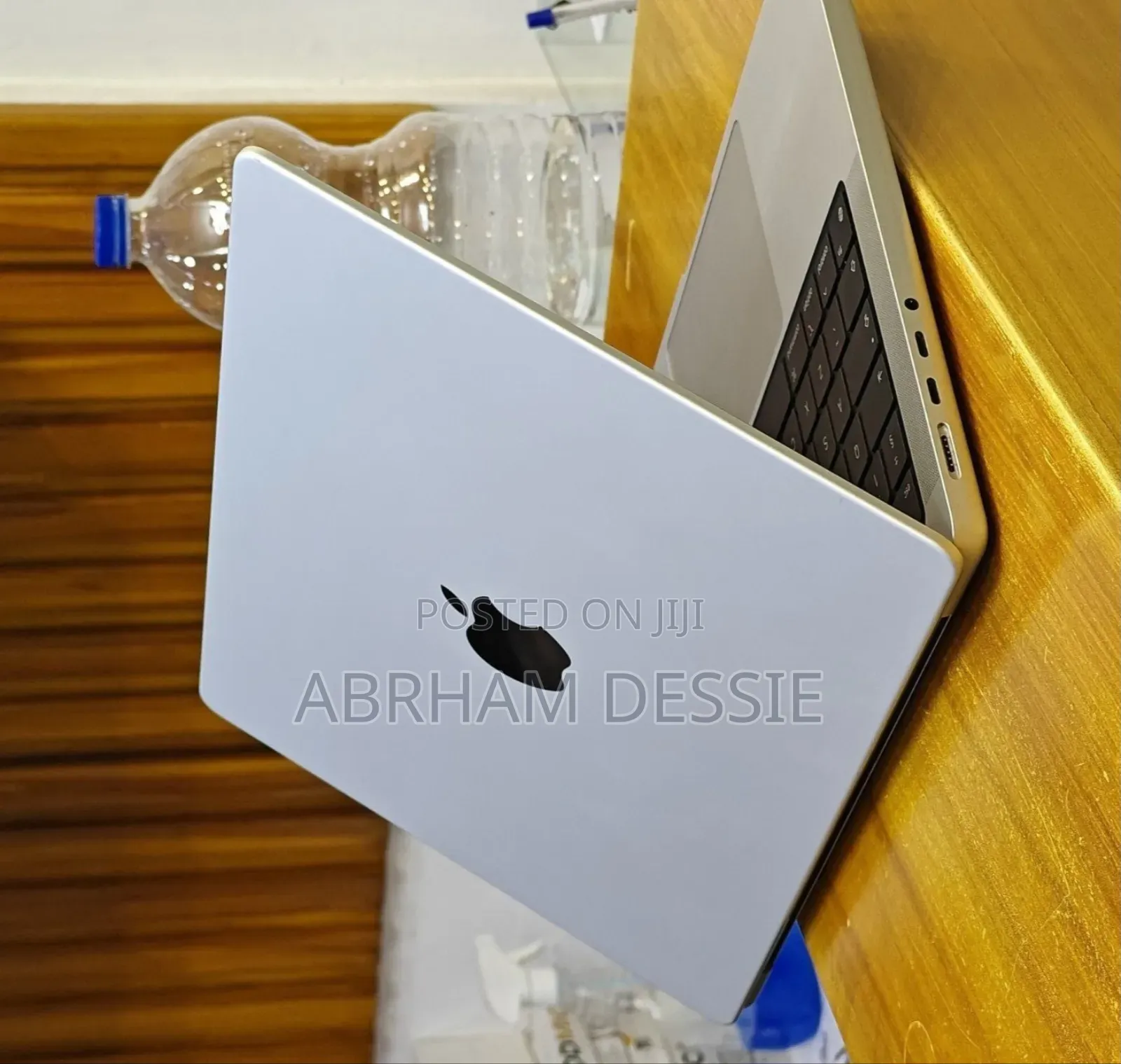 New Laptop Apple MacBook Pro M1 32GB Apple M1 SSD 1T