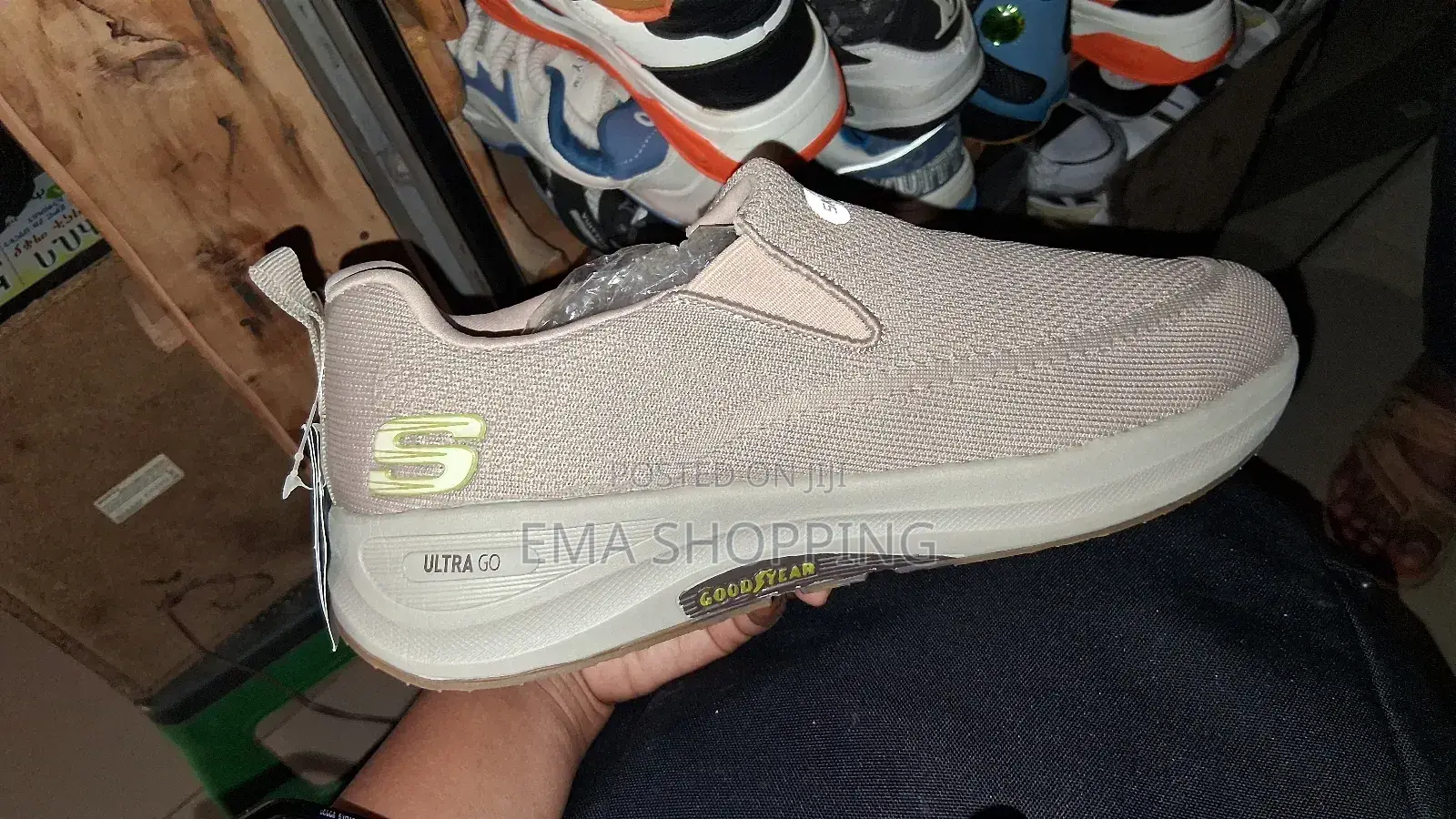 Skechers Ultra Go Sneakers