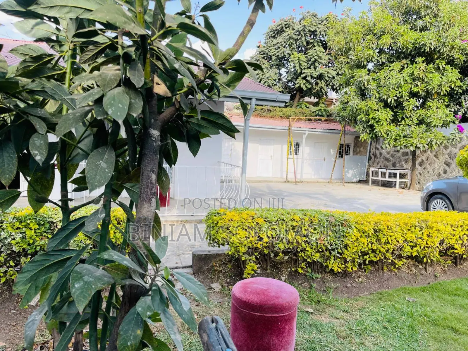 Furnished 3bdrm Villa in Bole for rent