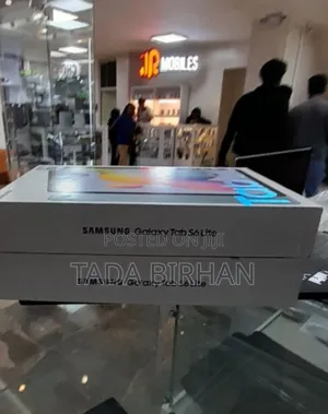 Photo - New Samsung Galaxy Tab S6 Lite 64 GB Silver