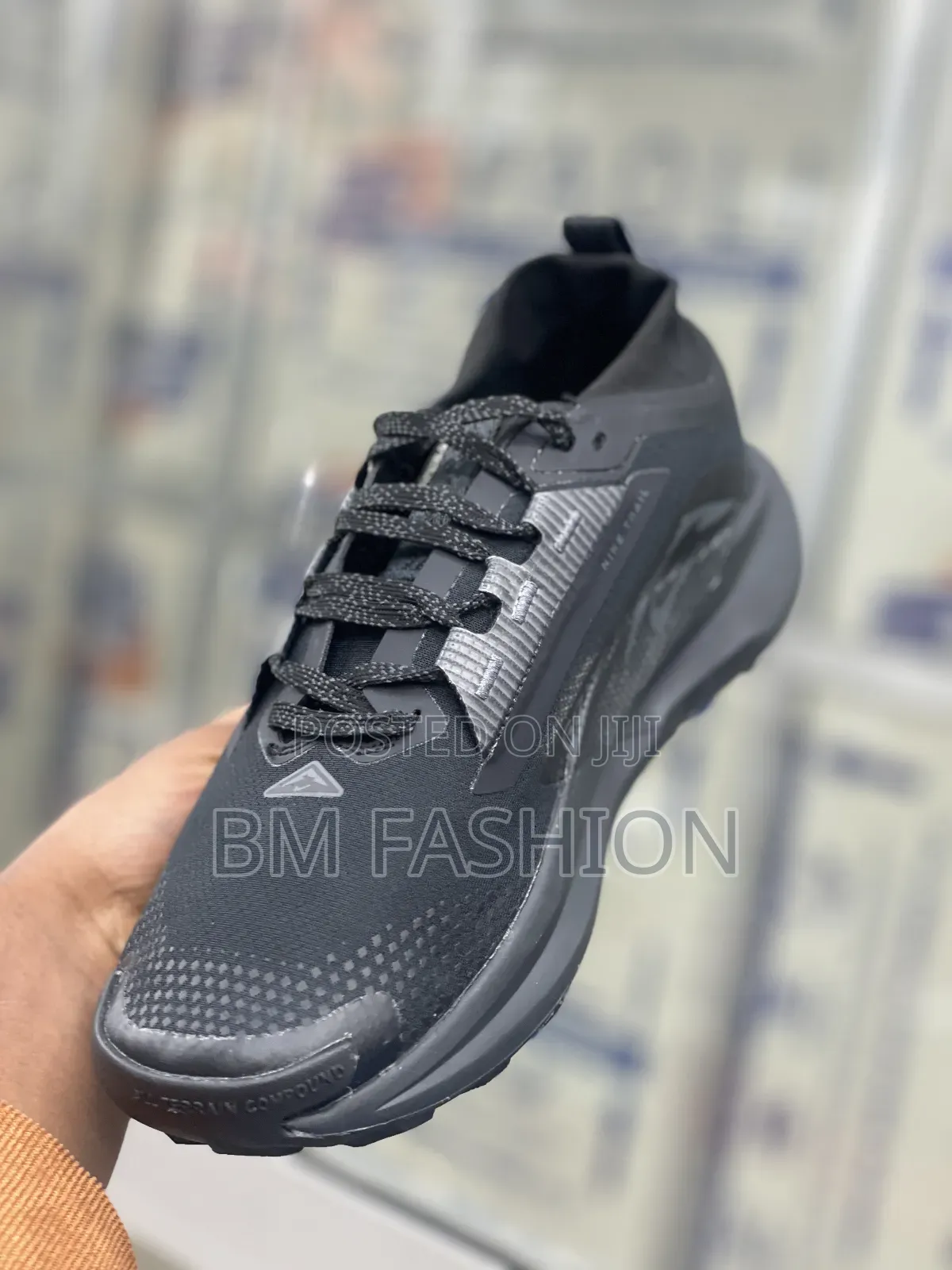 Nike Trail Atc: All-Black Rugged Sneakers