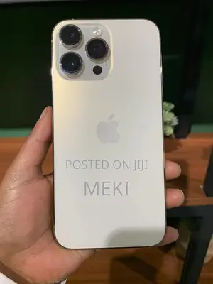 Photo - Apple iPhone 14 Pro Max 128 GB Gold