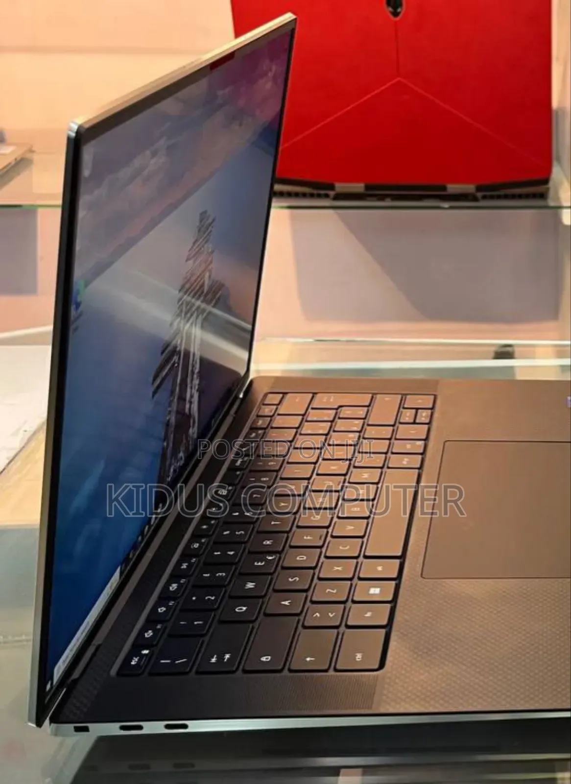 New Laptop Dell 16GB Intel Core I7 SSD 512GB