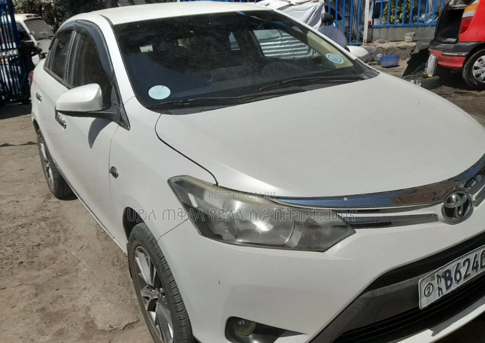 Toyota Yaris 2016 Off white