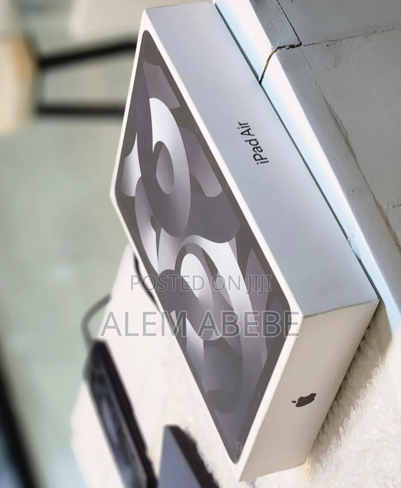 New Apple iPad Air 64 GB