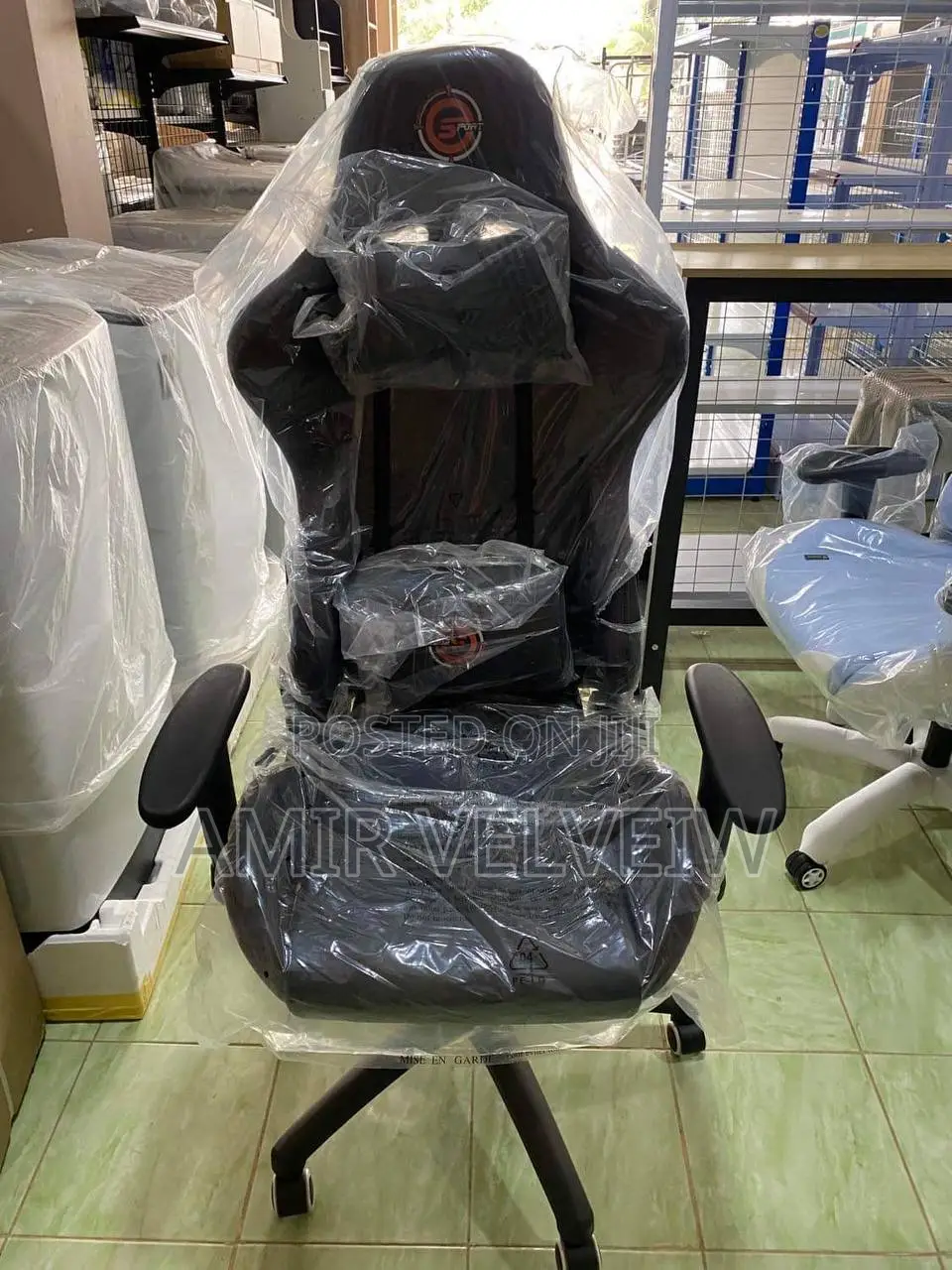Brand New Ergonomic Gaming Chair - High Back Lumbar/Headrest Support