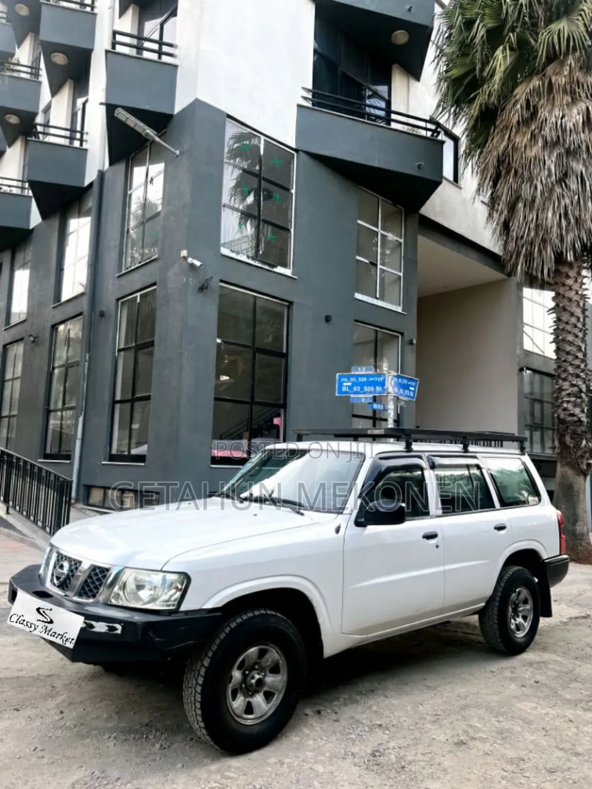 Nissan Patrol 2010 White