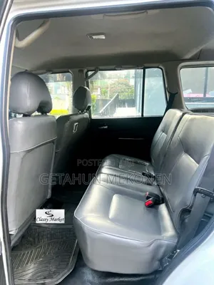 Nissan Patrol 2010 White