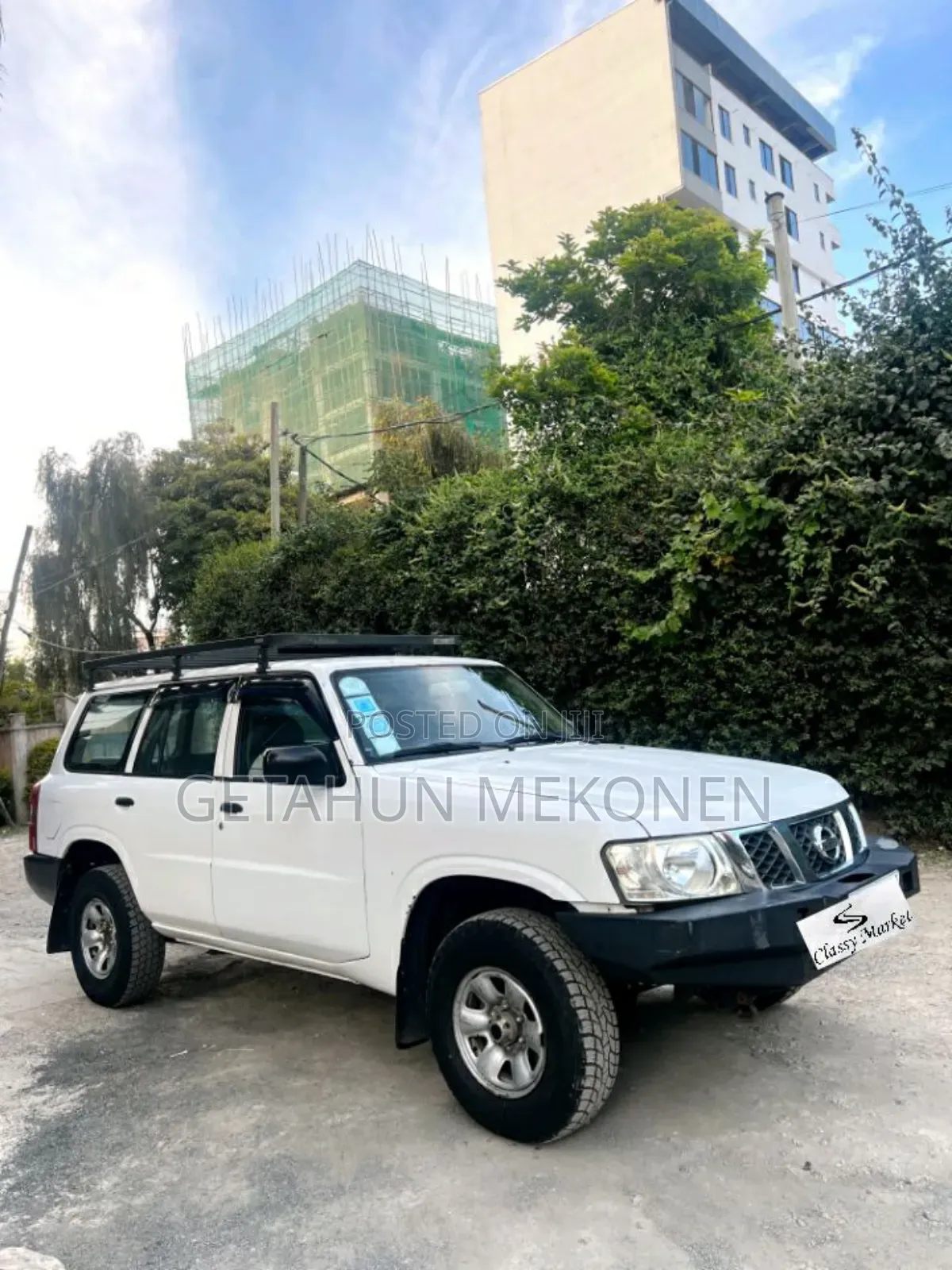 Nissan Patrol 2010 White