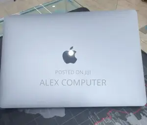 New Laptop Apple MacBook Pro 2022 M2 8GB Apple M2 SSD 512GB