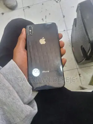 Photo - Apple iPhone XS Max 256 GB Black
