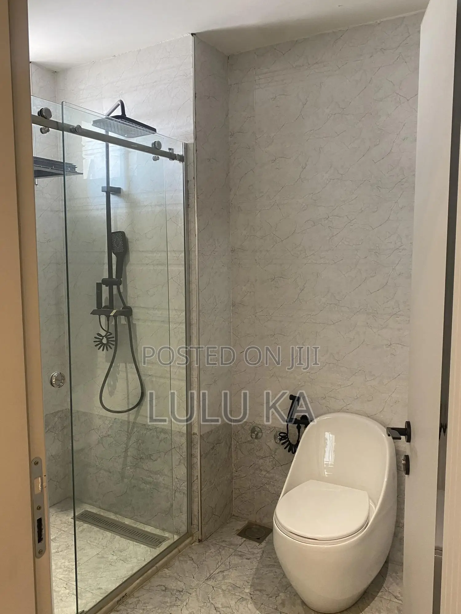 Furnished 2bdrm Apartment in Dema Hop Real Estate, Yeka for sale