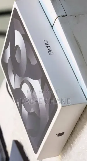 New Laptop Apple MacBook Pro M1 8GB Intel Core i5 SSD 60GB