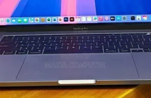 Photo - New Laptop Apple MacBook Pro 2019 16GB Intel Core I9 SSD 1T