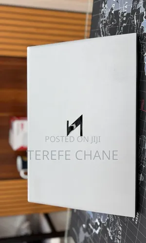 New Laptop Asus ZenBook 13 UX331UN 8GB AMD Ryzen 5 SSD 512GB