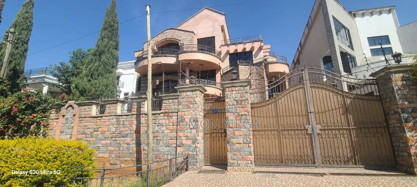 7bdrm House in Adis Ababa, Bole for sale