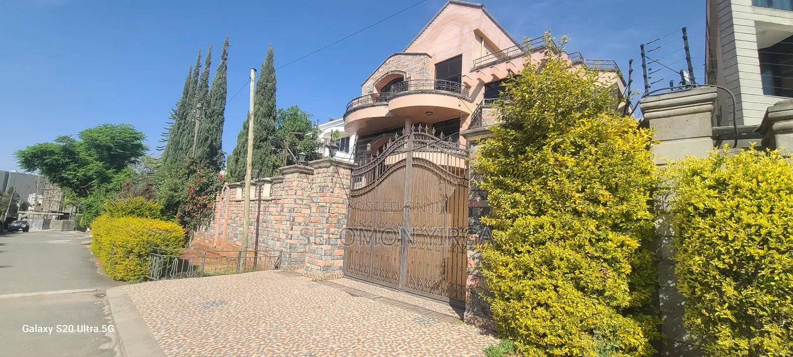 7bdrm House in Adis Ababa, Bole for sale