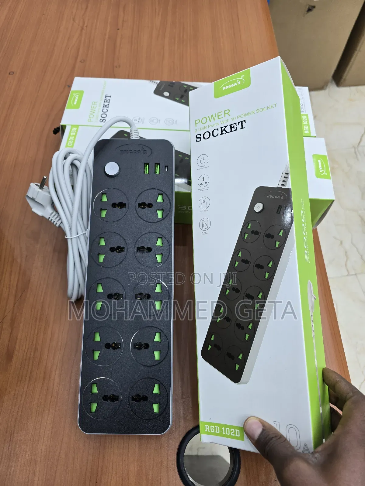 Ruggas 10 Port Universal Power Sockets and 2 Usb Ports