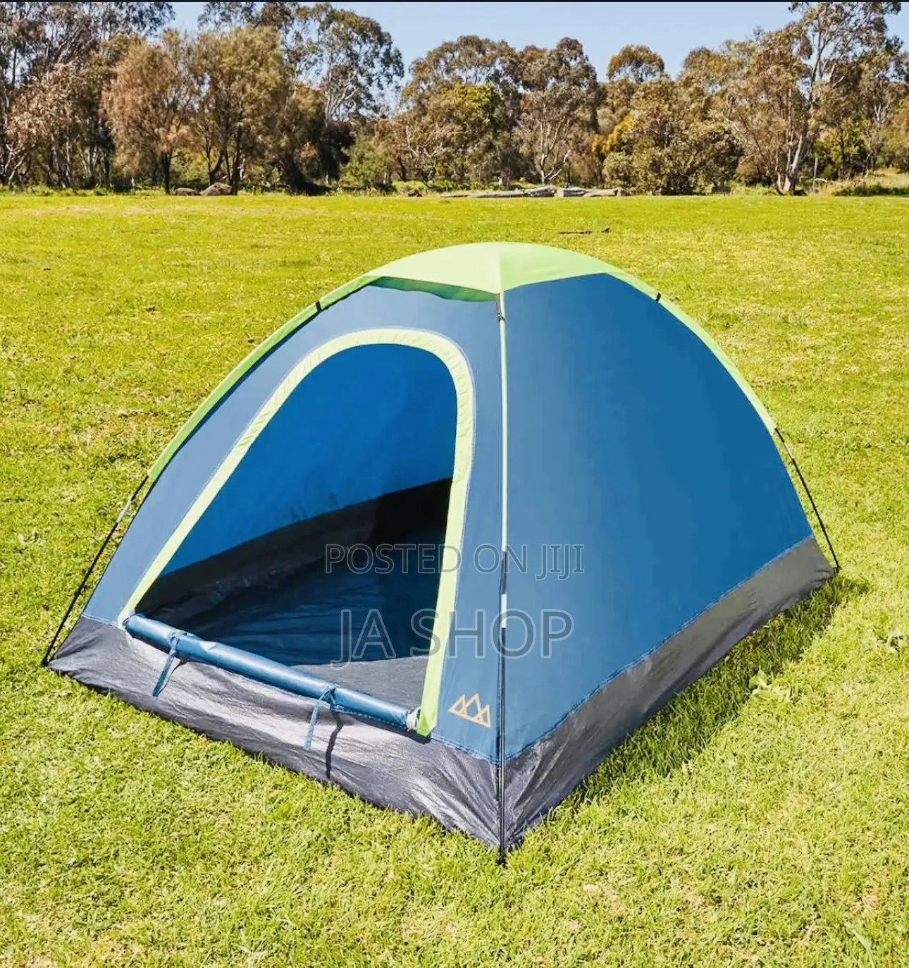 Manuel Travel Tent Is Used for Outdoor