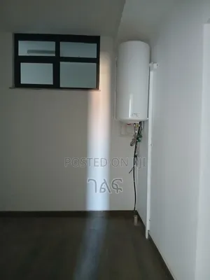 2bdrm Apartment in ቦሌ መደሃኒያለም አካባቢ በሚገኝ, Bole for sale