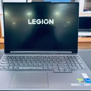 New Laptop Lenovo 24GB Intel Core I7 SSD 512GB