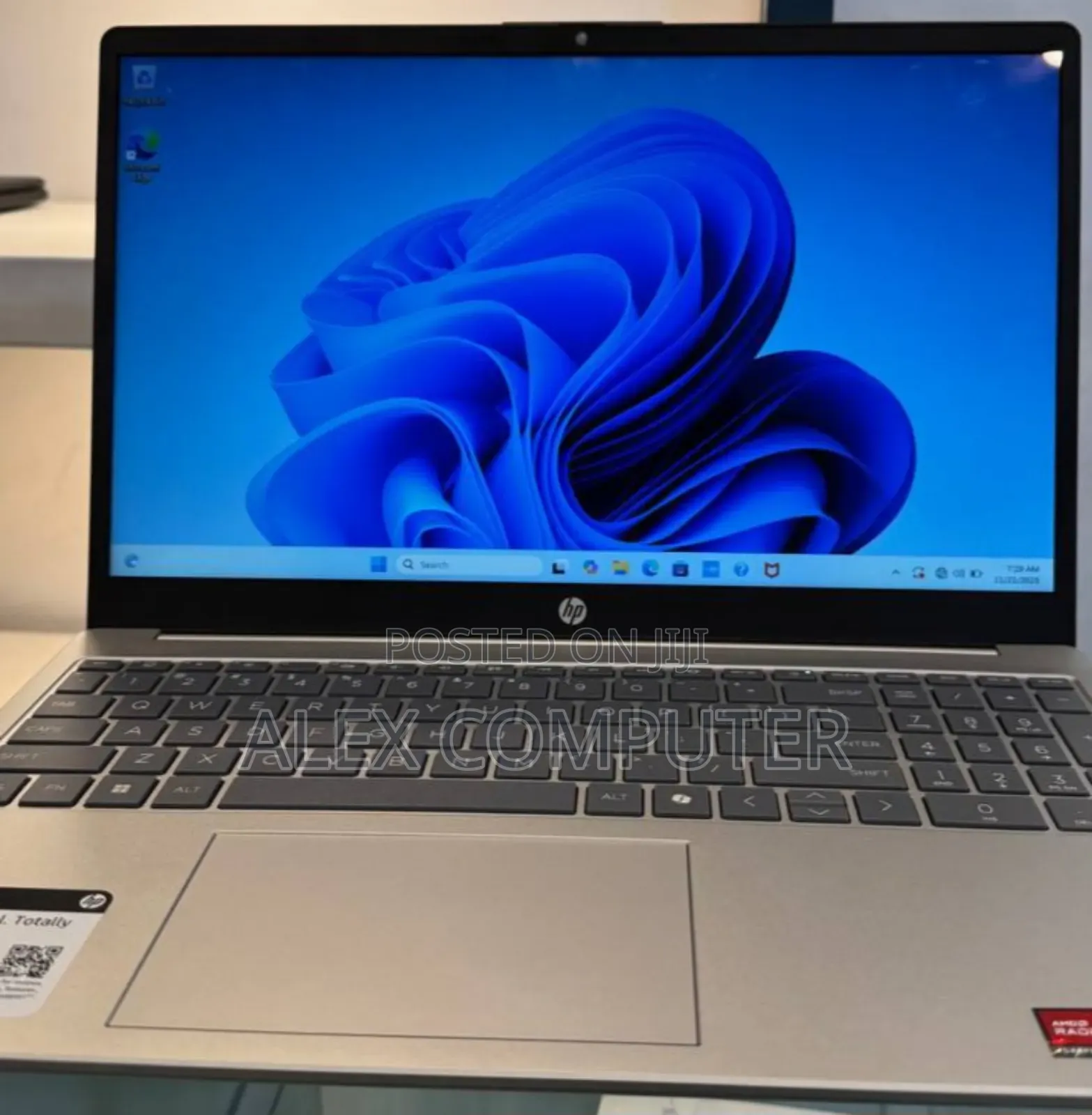 New Laptop HP Stream Notebook 16GB AMD Ryzen 5 SSD 256GB