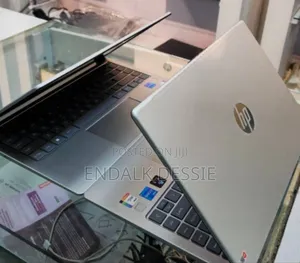 New Laptop HP 16GB Intel Core I5 SSD 1T