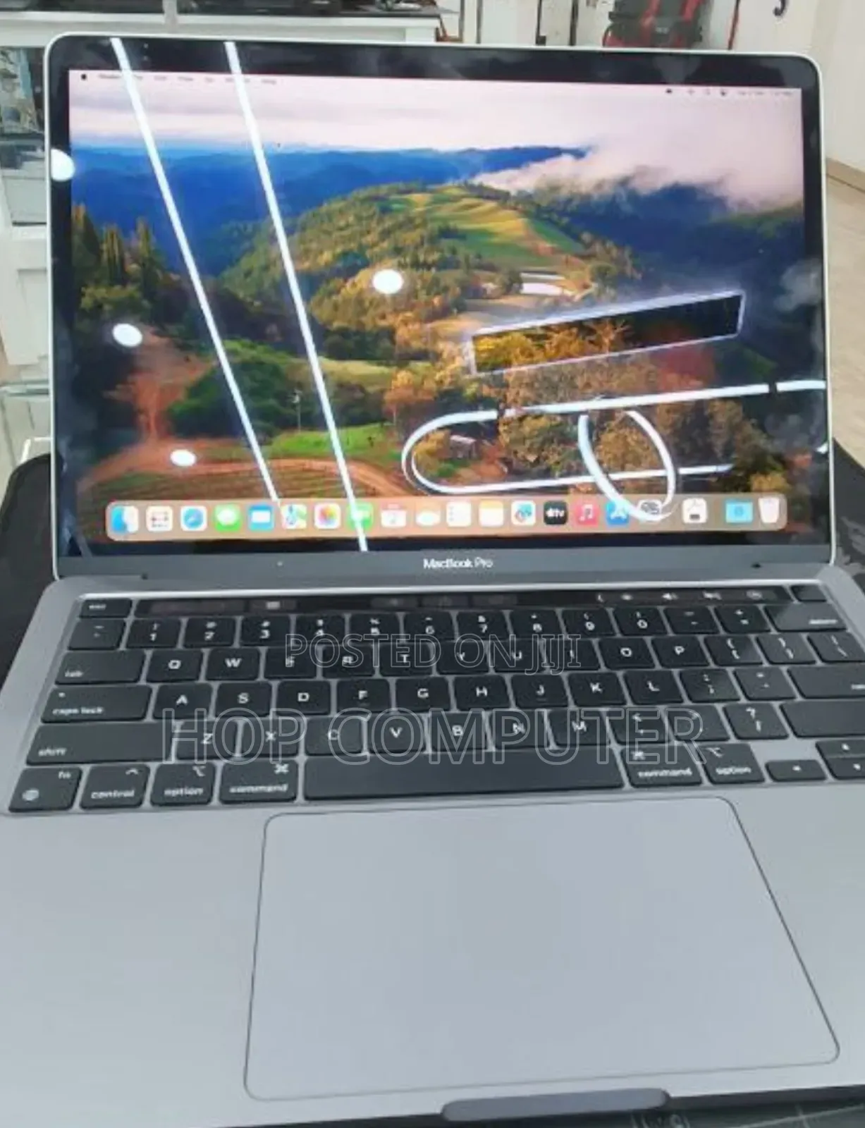 New Laptop Apple MacBook Pro 2022 M2 8GB Apple M2 SSD 256GB