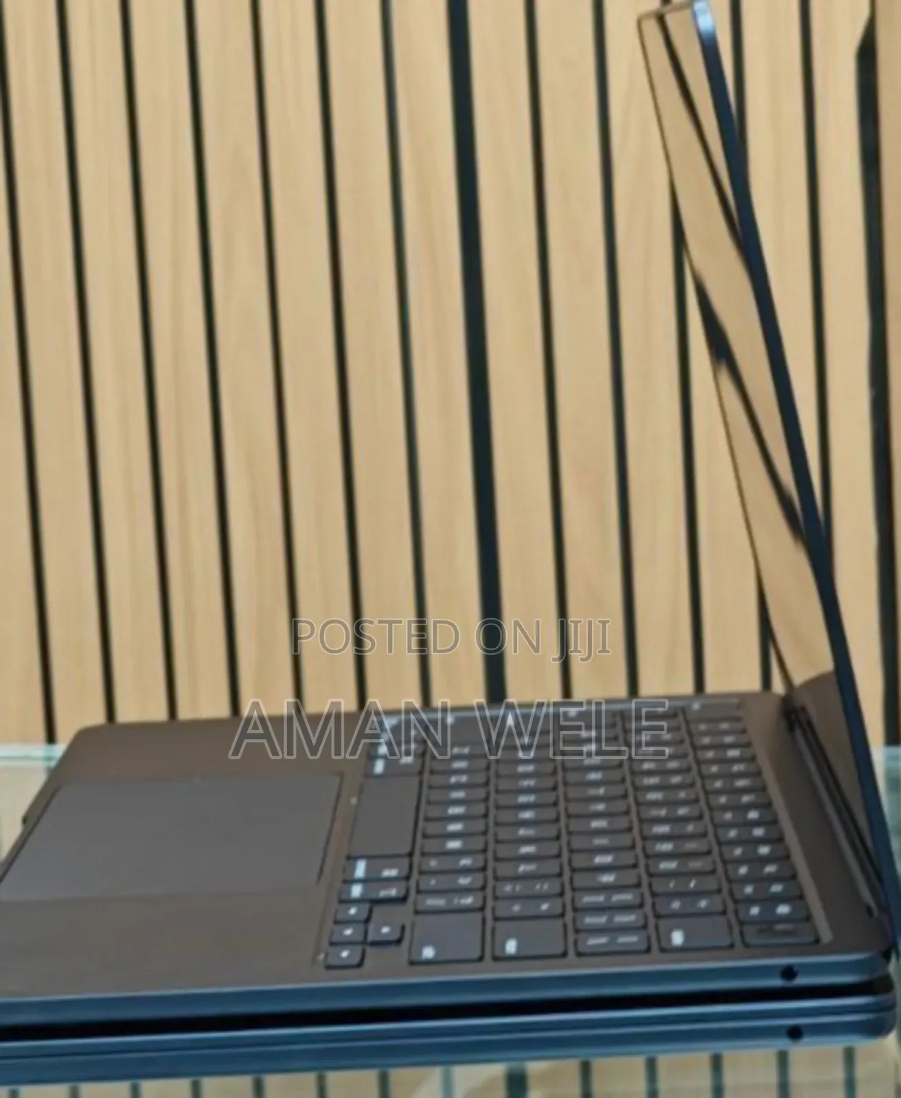 New Apple MacBook Air 2024 M3 13-Inch 8GB Intel Core M3 SSD 256GB