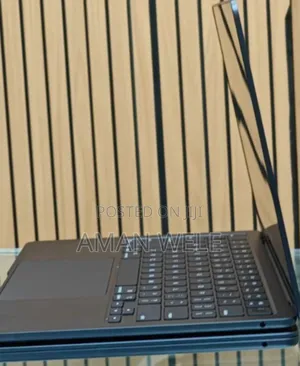 New Apple MacBook Air 2024 M3 13-Inch 8GB Intel Core M3 SSD 256GB