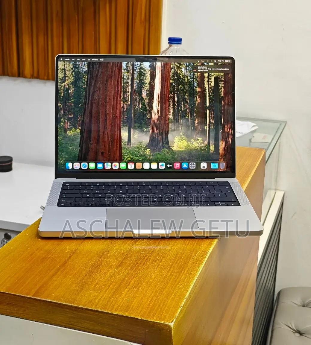 New Laptop Apple MacBook Pro M1 32GB Apple M1 Pro SSD 1T