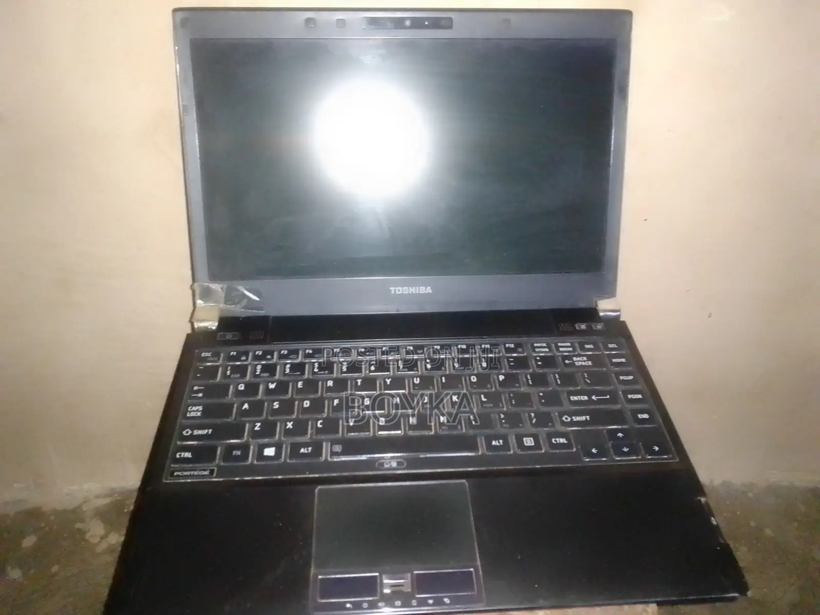 Laptop Toshiba Tecra R950 4GB Intel Core I5 HDD 512GB