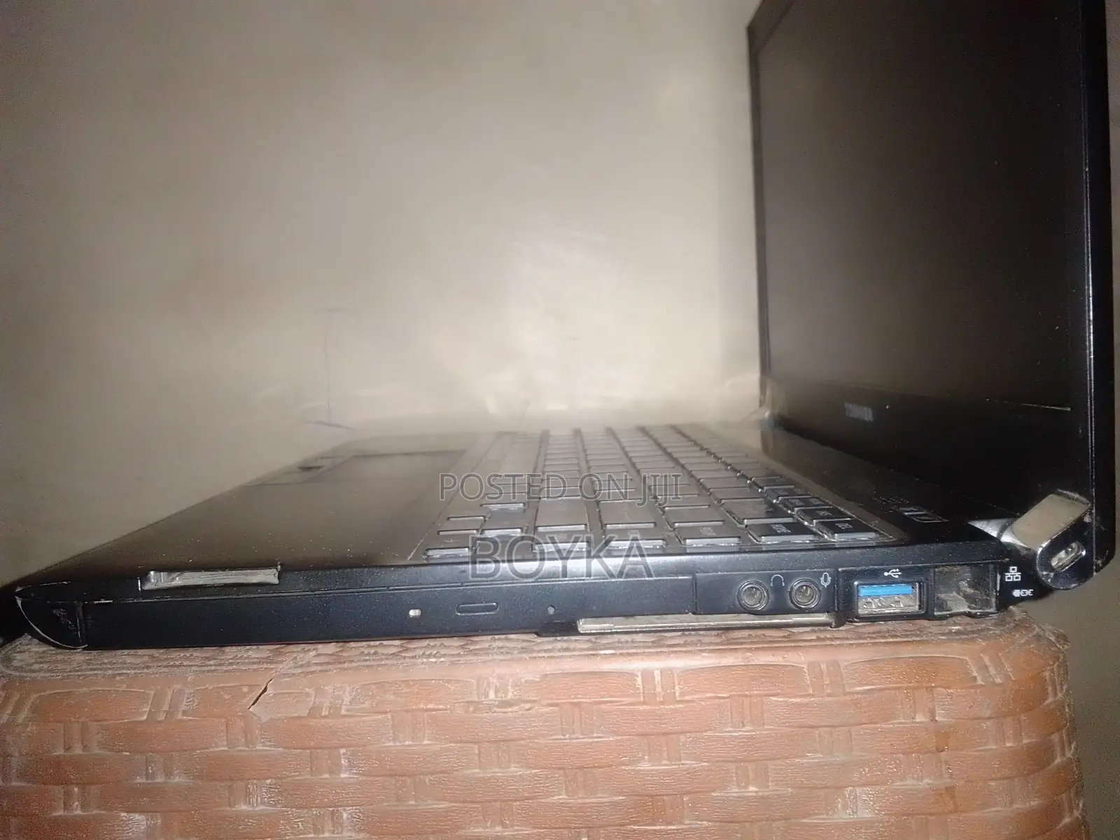 Laptop Toshiba Tecra R950 4GB Intel Core I5 HDD 512GB