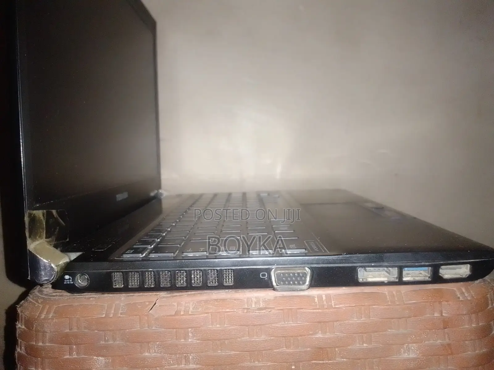 Laptop Toshiba Tecra R950 4GB Intel Core I5 HDD 512GB