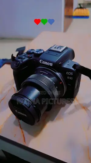 Photo - R 10 Canon Camera