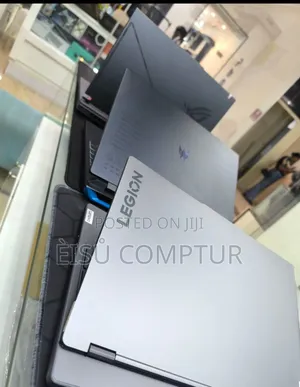 New Laptop Lenovo Legion 5 24GB Intel Core i7 SSD 512GB