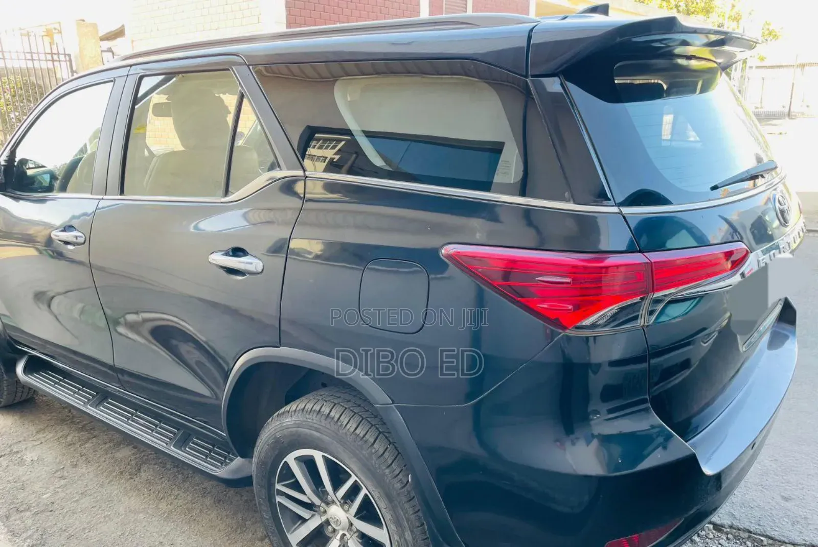 Toyota Fortuner 2.4 D AWD 2017 Black