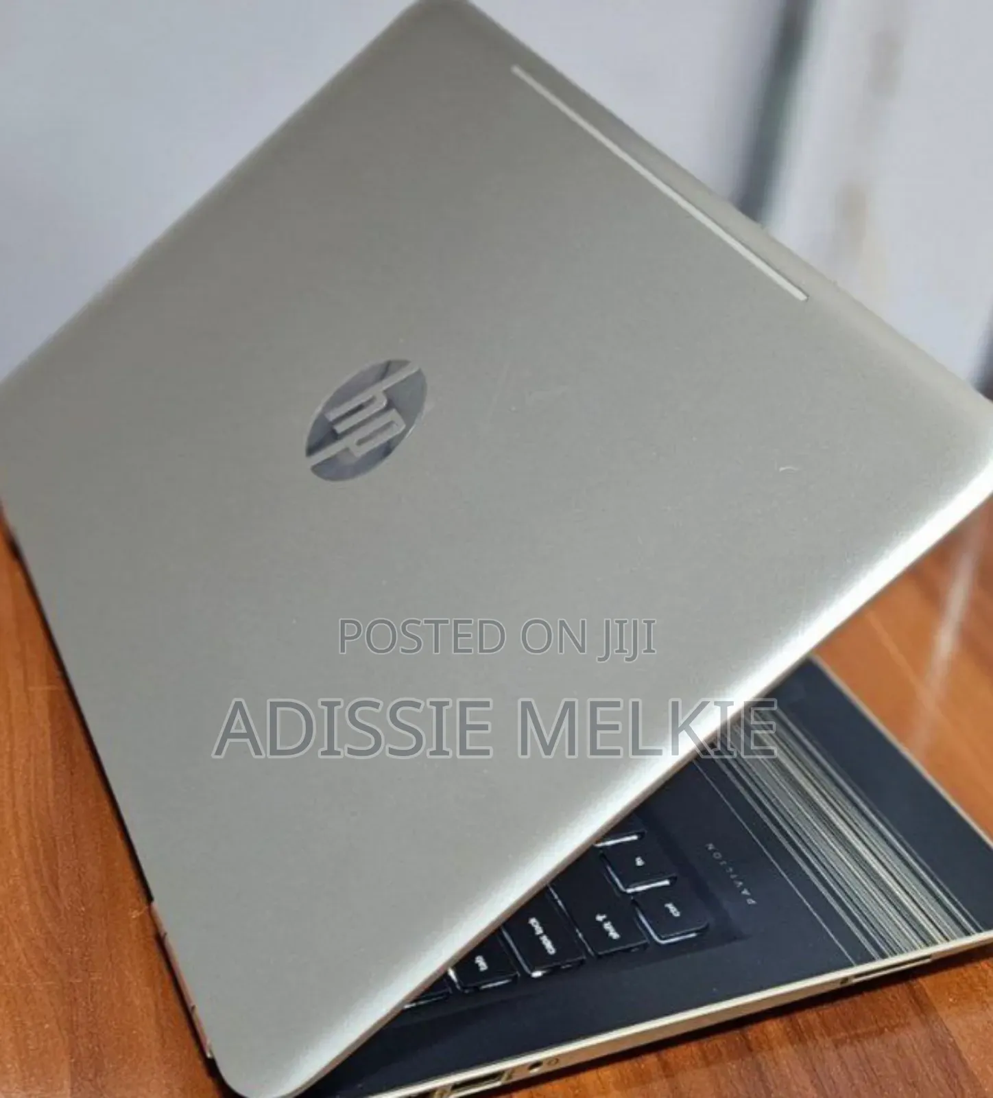 New Laptop HP Pavilion 14 4GB Intel Core I3 SSD 1T